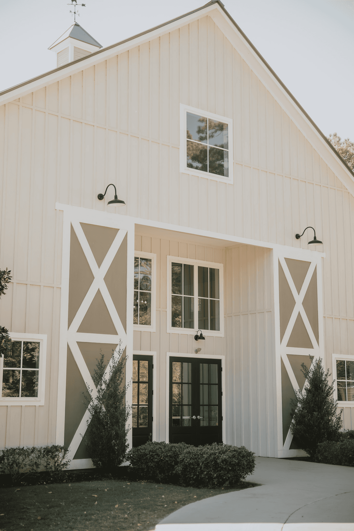 Alex & Victor’s Romantic Wedding at Addison Woods — photograph 2